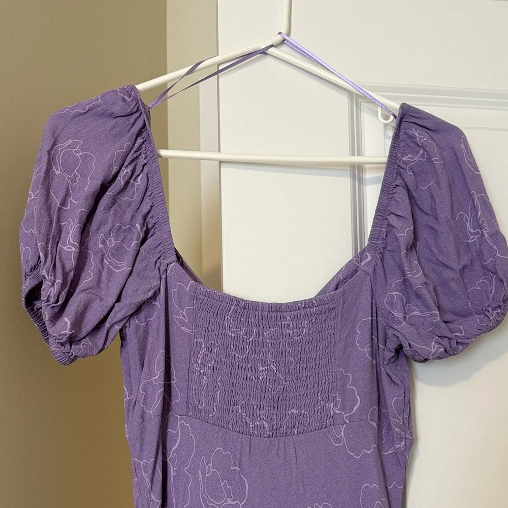 Dynamite Lavender Midi Dress - Picture 4 of 4